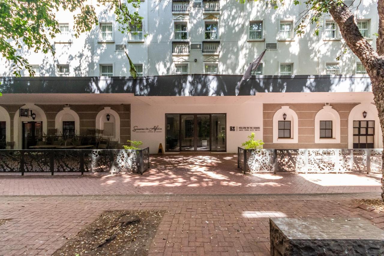 Trendy Apartment In Thibault Square City Centre Kaapstad Buitenkant foto