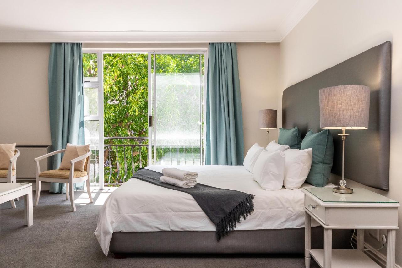Trendy Apartment In Thibault Square City Centre Kaapstad Buitenkant foto